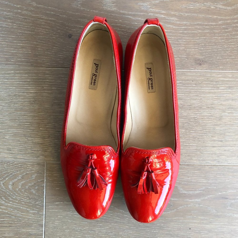 Paul Green Munchen Patent Leather Slip-On Loafers with Tassles Red Size 9